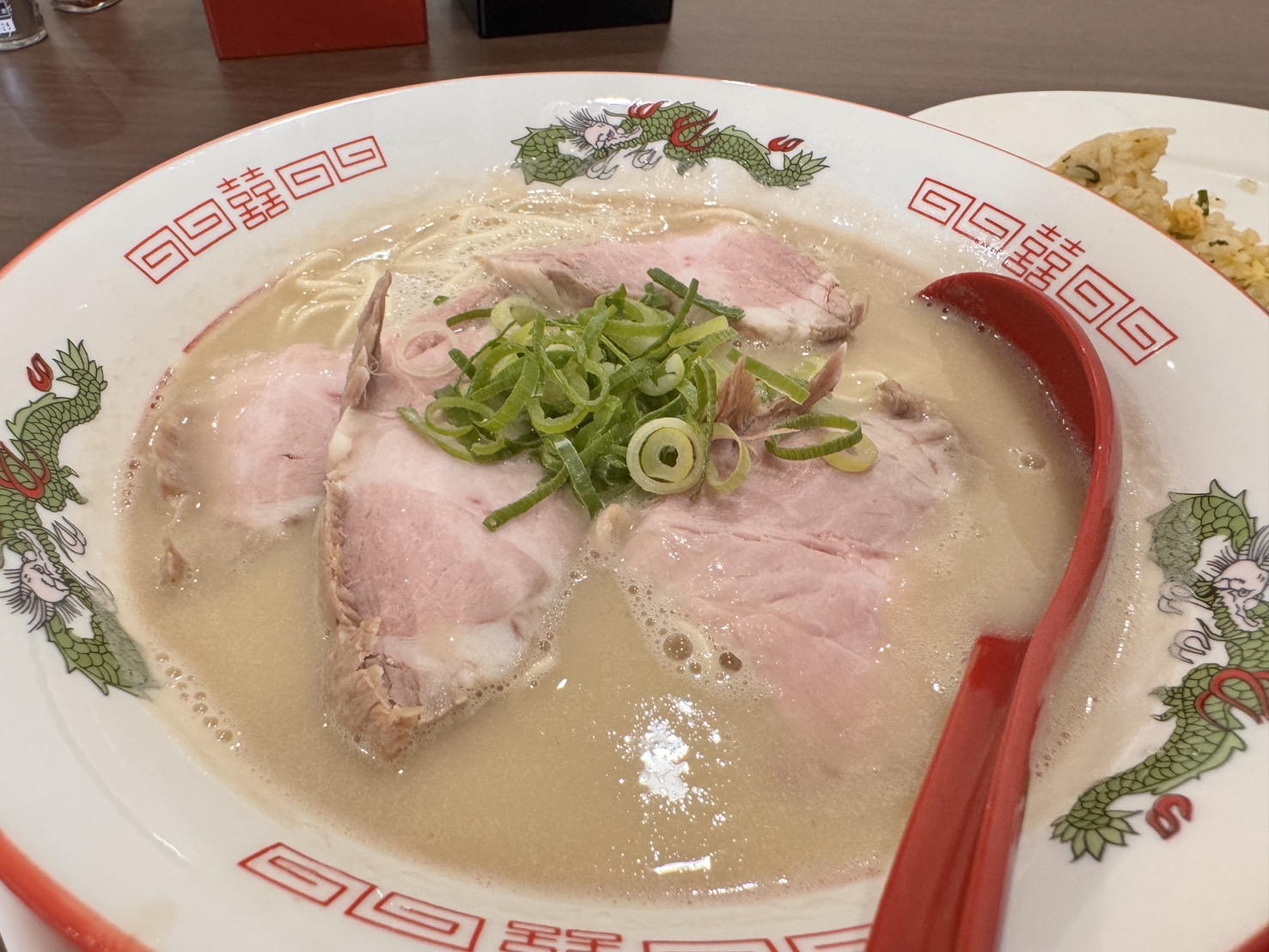 めんや長いち豚骨ラーメン